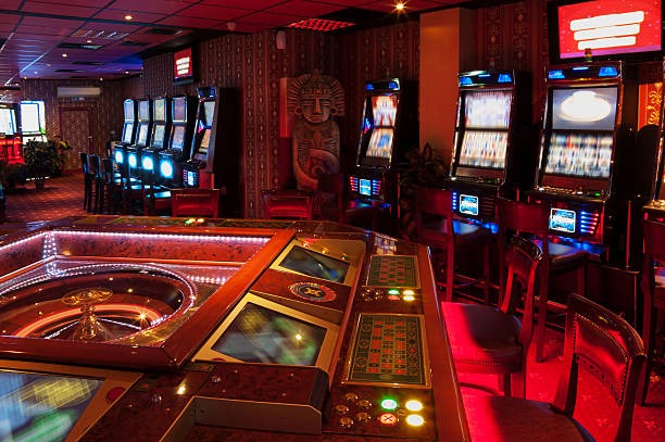 jpkuy live dealer studio with professional croupiers